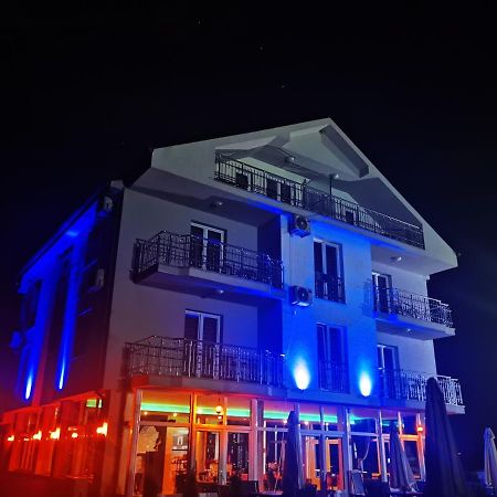 Sunrise Hotel & Camping 斯特鲁加 外观 照片